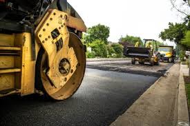 Best Driveway Maintenance Services  in Brooklyn Park, MN